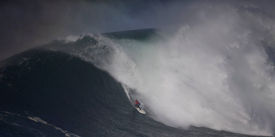 Fotos de Nazare, el mejor lugar del mundo para surfear