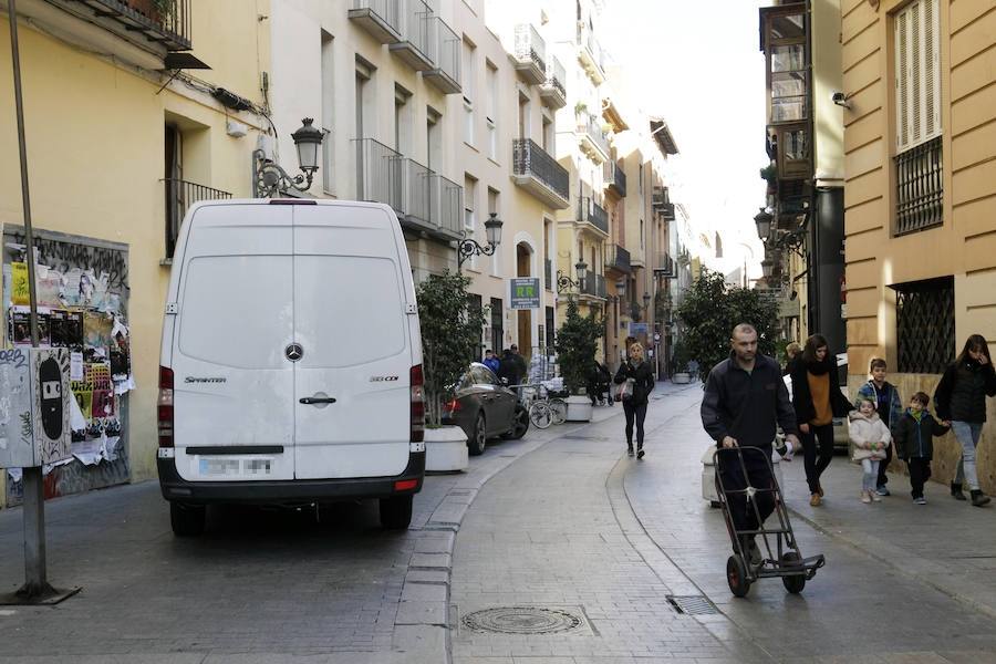 Fotos de los bolardos retirados