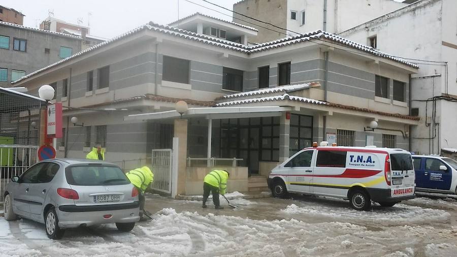 Fotos de la nieve en el interior de la provincia de Valencia