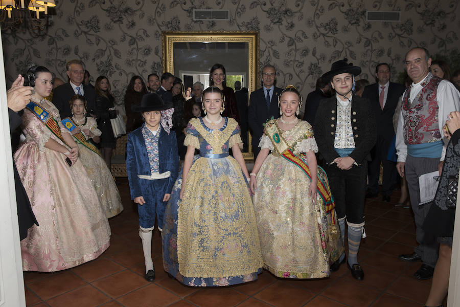 Fotos de la presentación de Mabel Pérez-Manglano, fallera mayor infantil de la Falla Convento Jerusalén