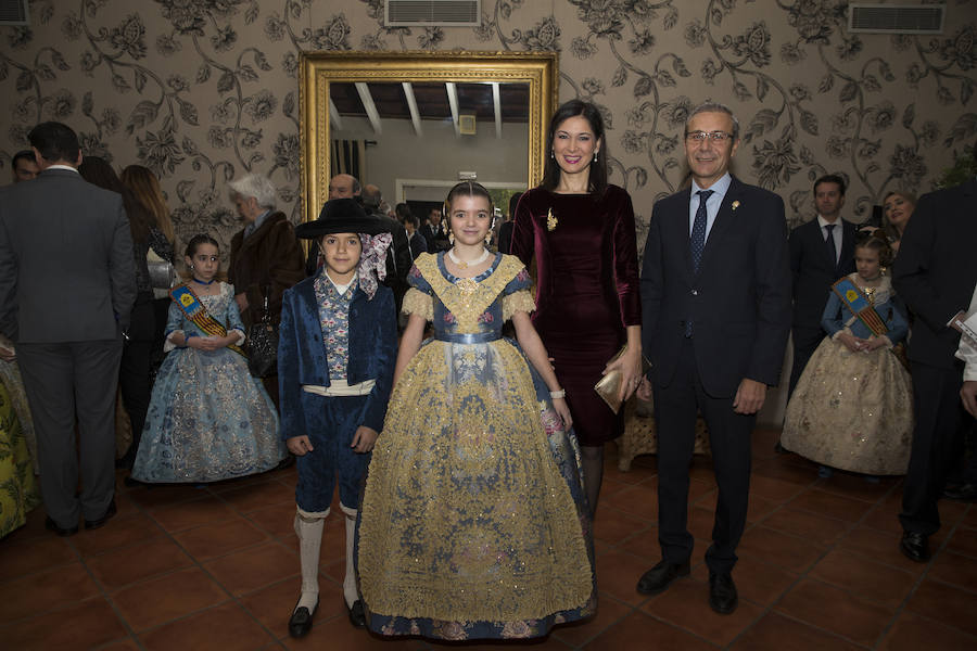 Fotos de la presentación de Mabel Pérez-Manglano, fallera mayor infantil de la Falla Convento Jerusalén