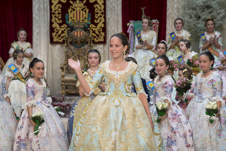 Fotos de la presentación de Mabel Pérez-Manglano, fallera mayor infantil de la Falla Convento Jerusalén