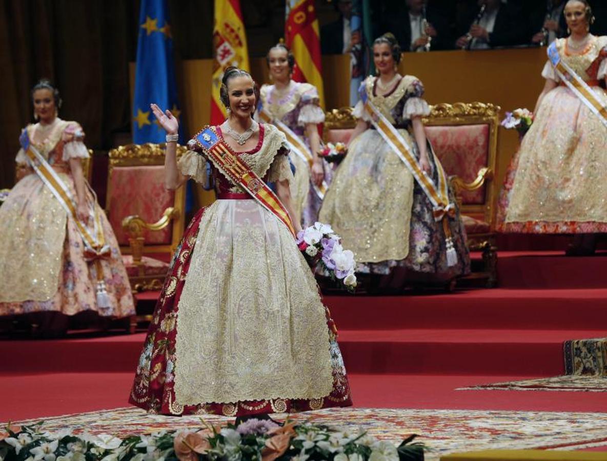 Fotos de la exaltación de la fallera mayor de Valencia, Raquel Alario