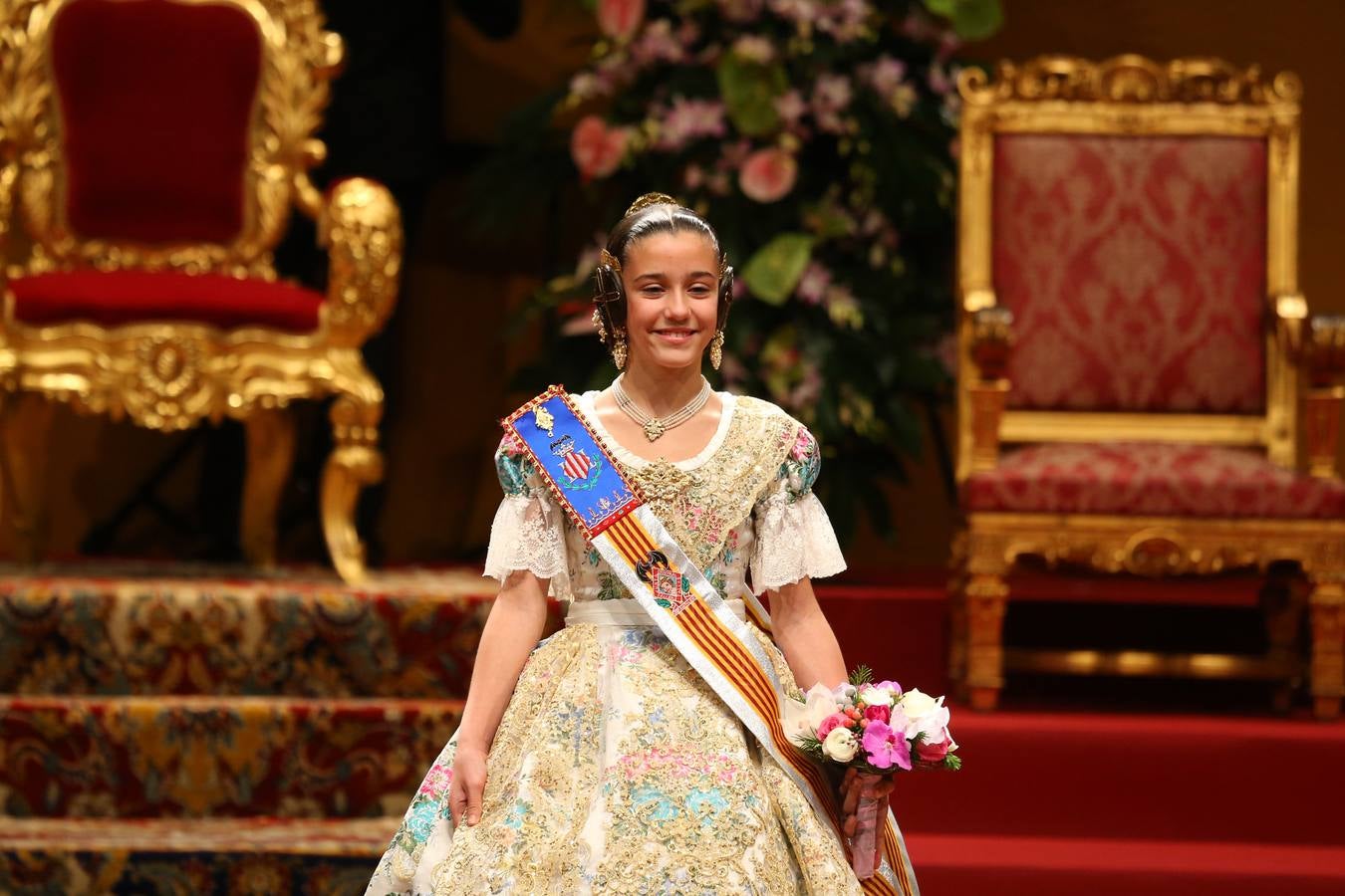 Fotos de la exaltación de la fallera mayor infantil de Valencia 2017