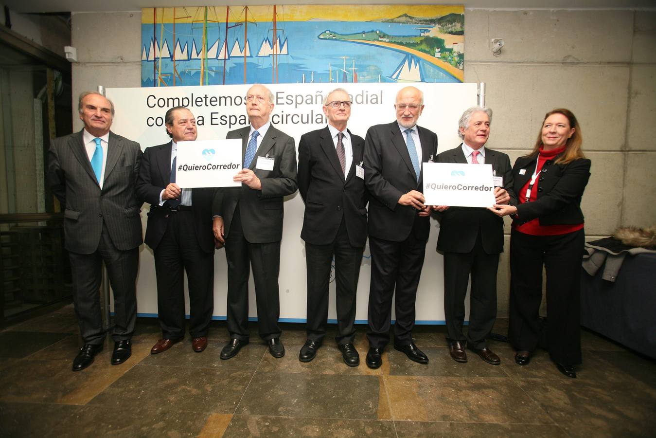 Fotos del encuentro de empresarios valencianos y catalanes a favor del Corredor Mediterráneo