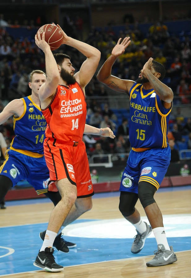 Fotos del Valenica Basket-Gran Canaria correspondiente a los cuartos de final de la Copa del Rey de Vitoria