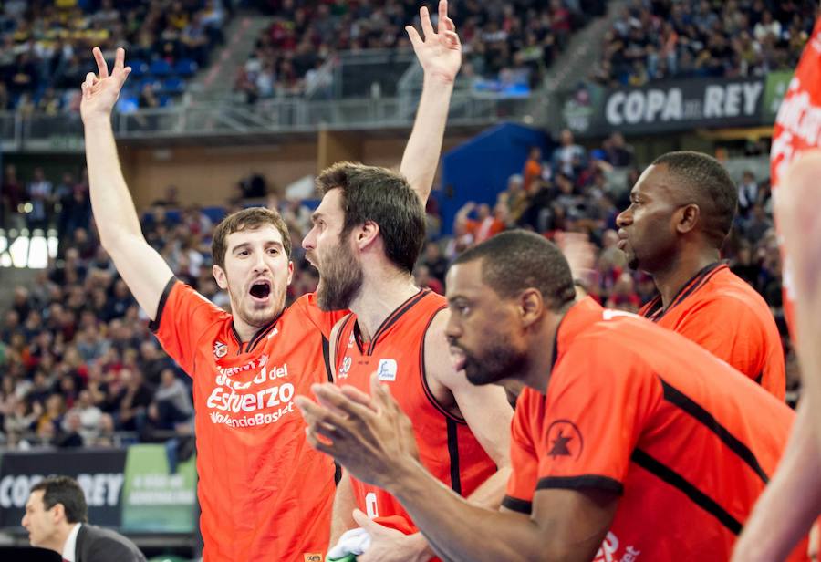 Fotos de la semifinal de Copa del Rey disputado entre el Barcelona y el Valencia Basket