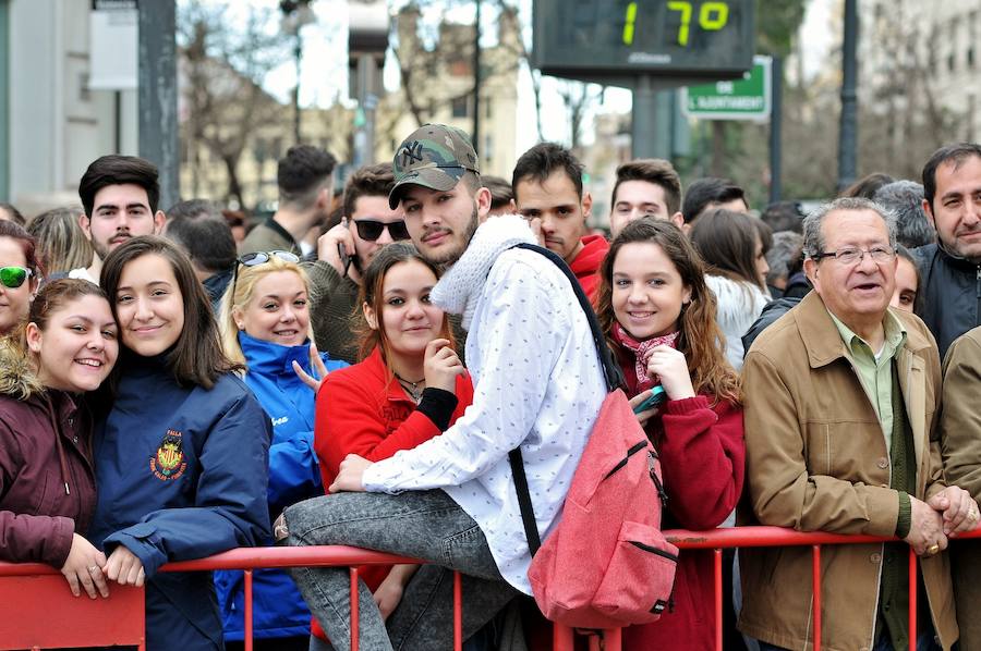 Fotos de Fallas del 28 de febrero, diseñada por un aficionado