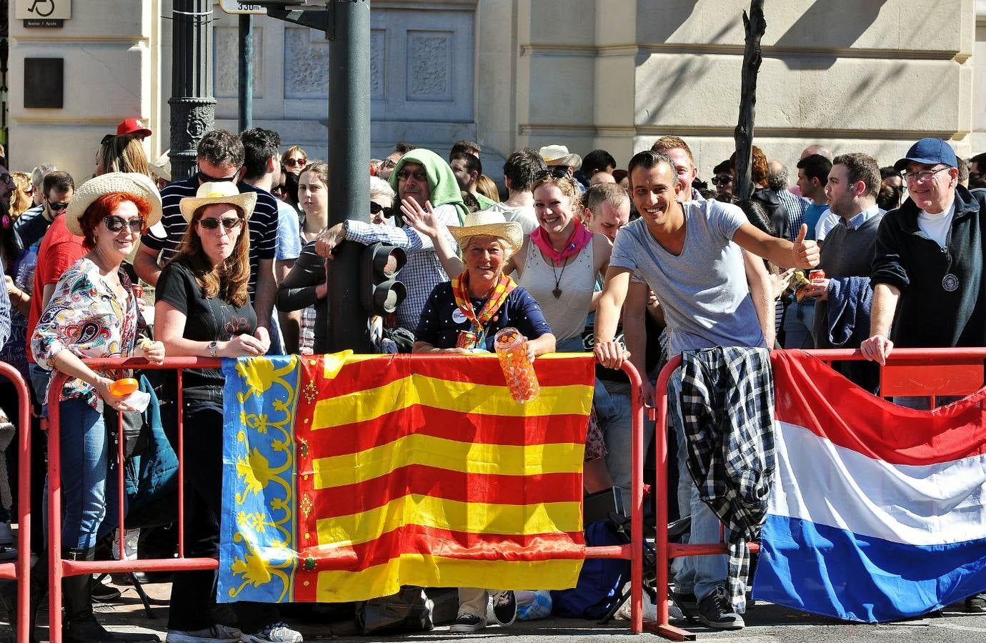 Fallas 2017 | Búscate en la mascletà del 1 de marzo