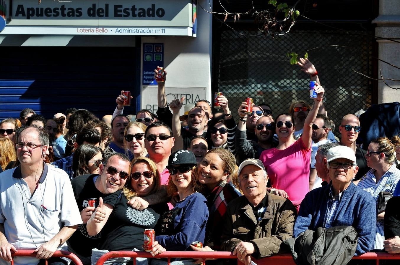 Fallas 2017 | Búscate en la mascletà del 1 de marzo