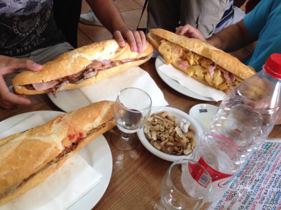 Fotos de &#039;megabocadillos&#039; en Valencia