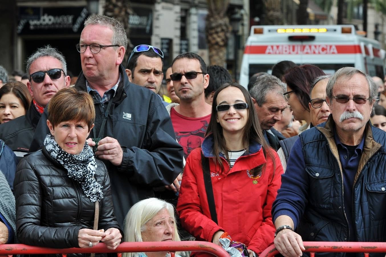 Búscate en las fotos de la tercera mascletà de las Fallas 2017, del 3 de marzo