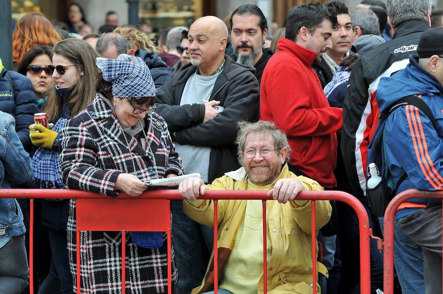 Fotos de la mascletà del 4 de marzo de 2017 a cargo de Pirotecnia Alpujarreña