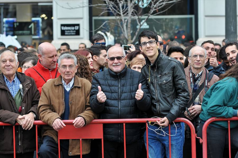 Fotos de la mascletà del 4 de marzo de 2017 a cargo de Pirotecnia Alpujarreña