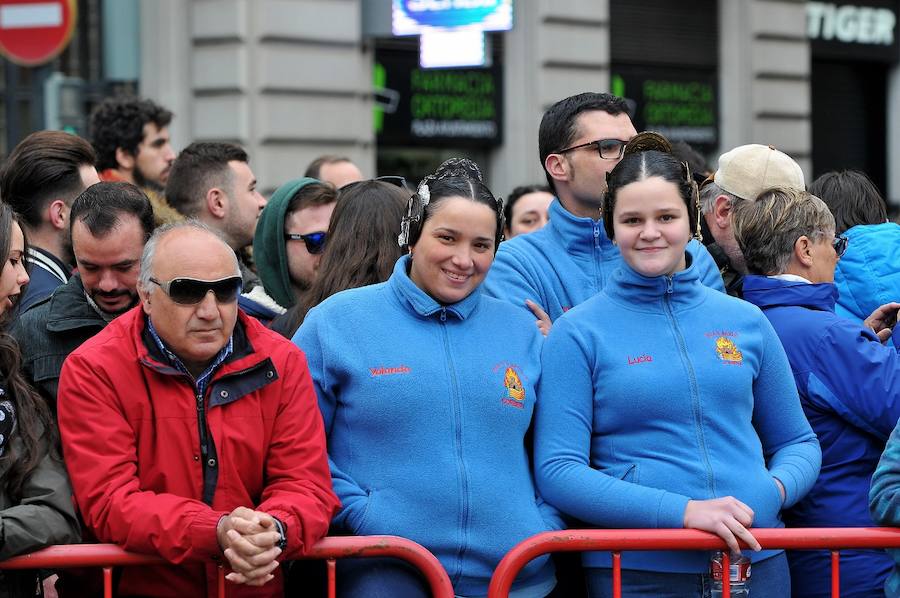 Fotos de la mascletà del 4 de marzo de 2017 a cargo de Pirotecnia Alpujarreña