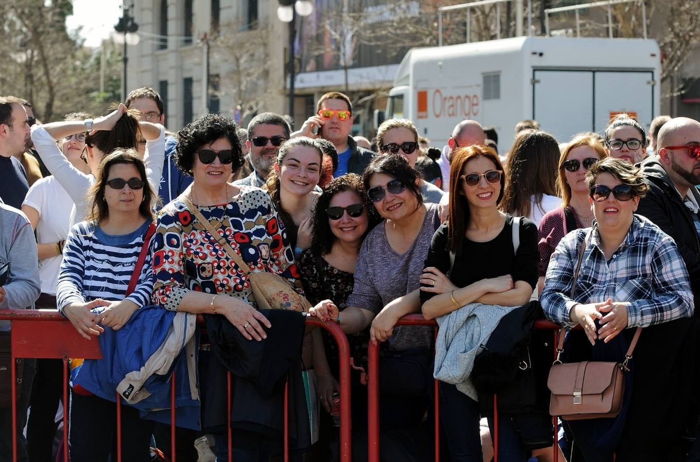 Fallas 2017 | Búscate en la mascletà del 6 de marzo