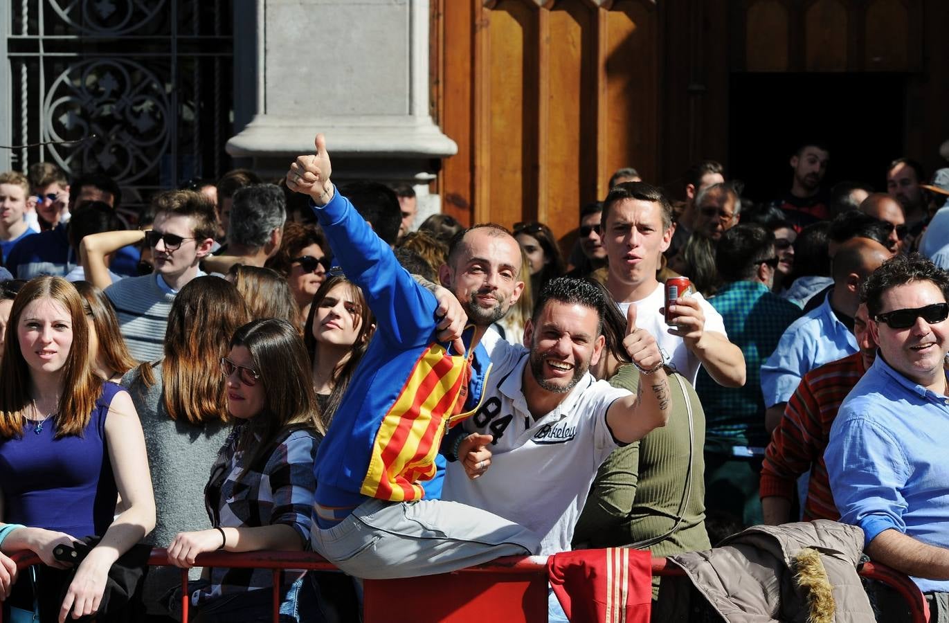 Fallas 2017 | Búscate en la mascletà del 6 de marzo