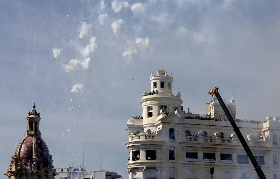 Las mejores fotos de la mascletà de Caballer FX