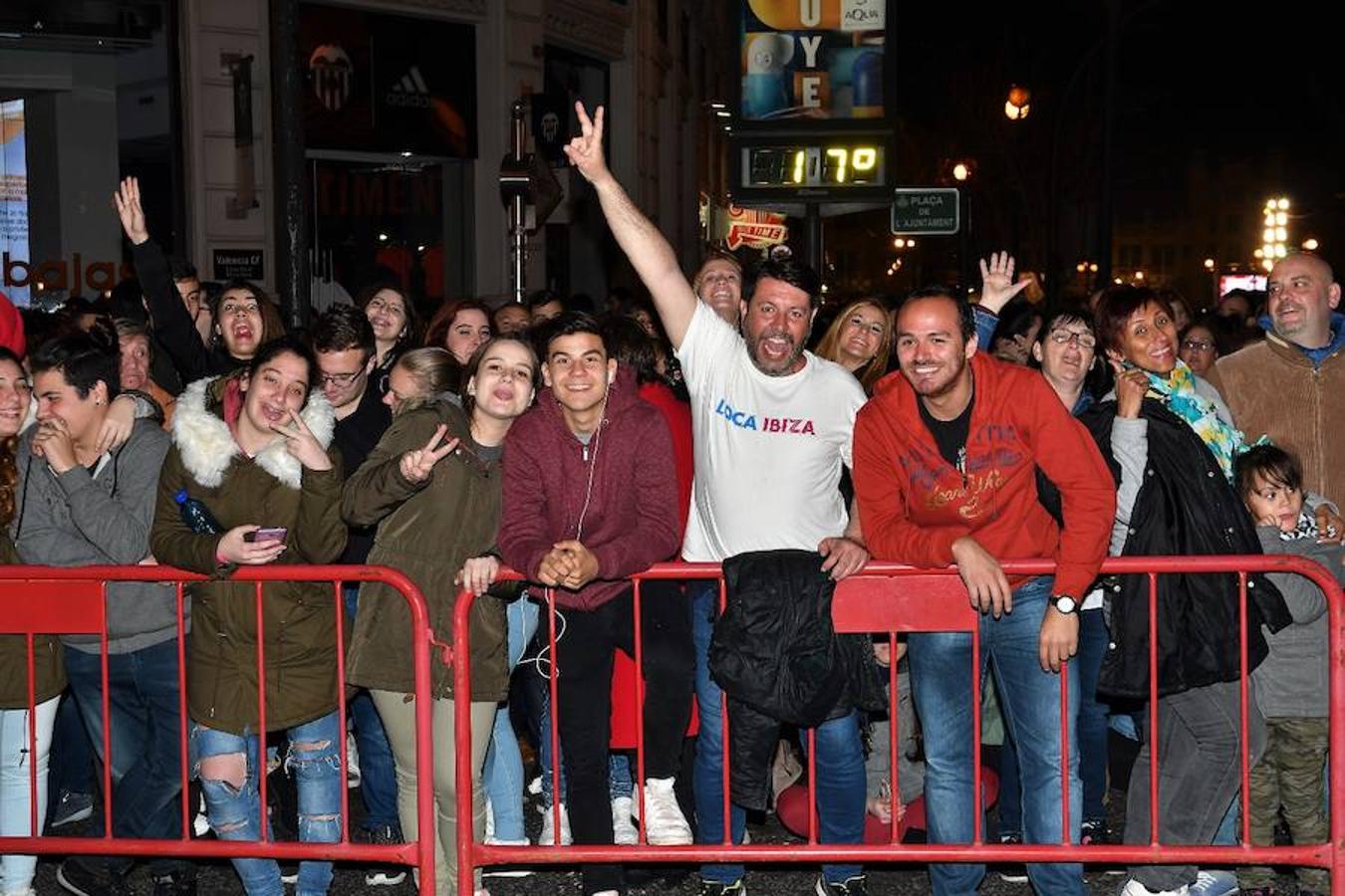 Fotos de la mascletà nocturna del sábado 11 de marzo. Fallas 2017