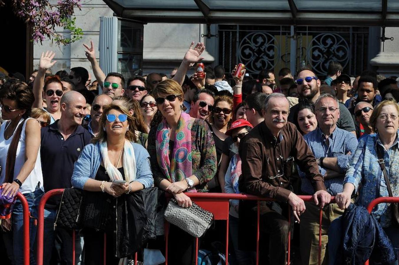 Fotos de la mascletà del domingo 12 de marzo de Pirotecnia Valenciana