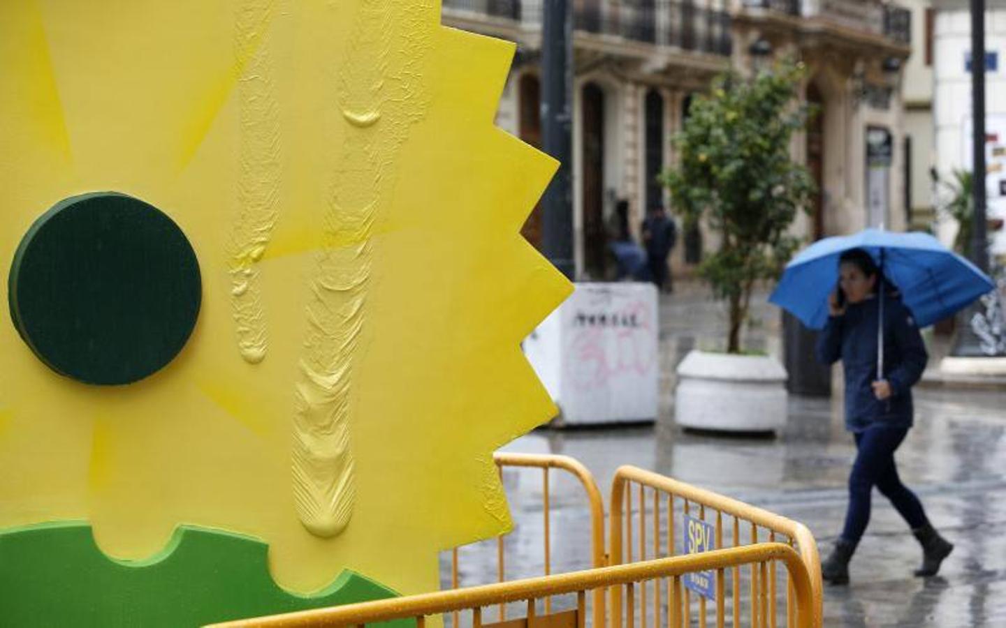 Fotos de los daños de la lluvia y el temporal en las Fallas de Valencia 2017