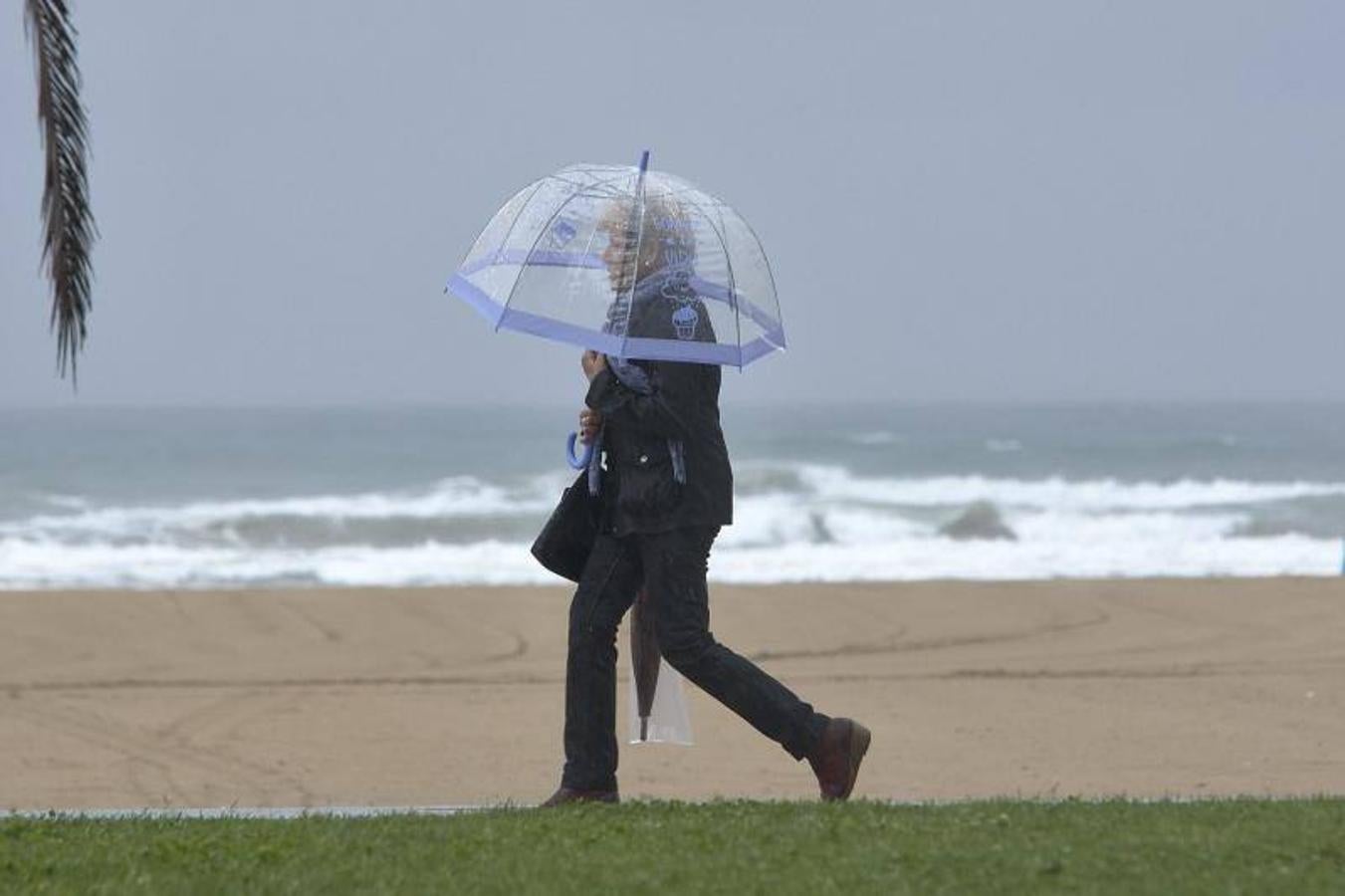 Fotos del temporal de lluvia y viento en Alicante de marzo de 2017