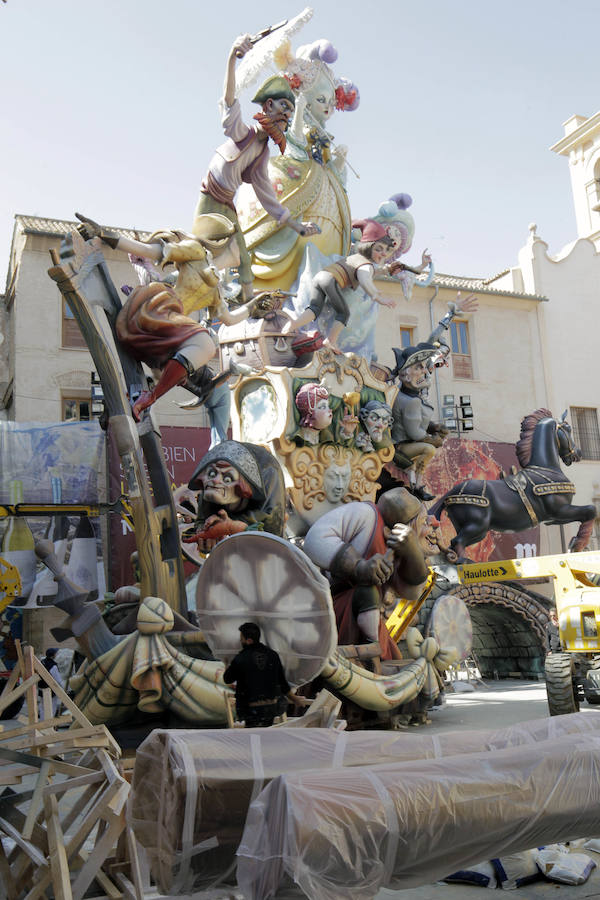 Falla Plaza del Pilar