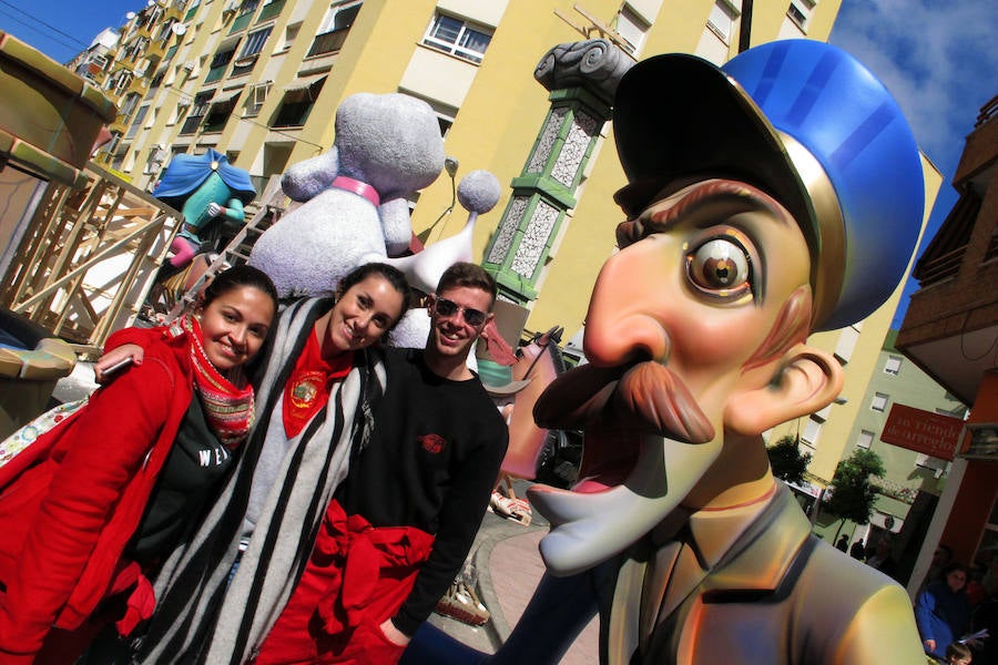 Fotos de las fallas de especial de Dénia