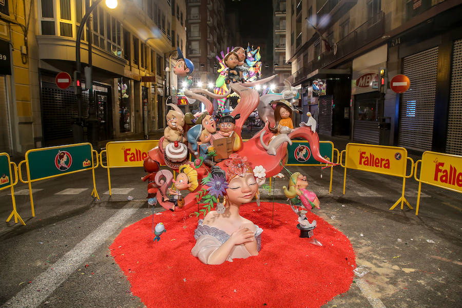 Falla Sant Vicent-Periodista Azzati Vicente Manuel Martínez Aparici