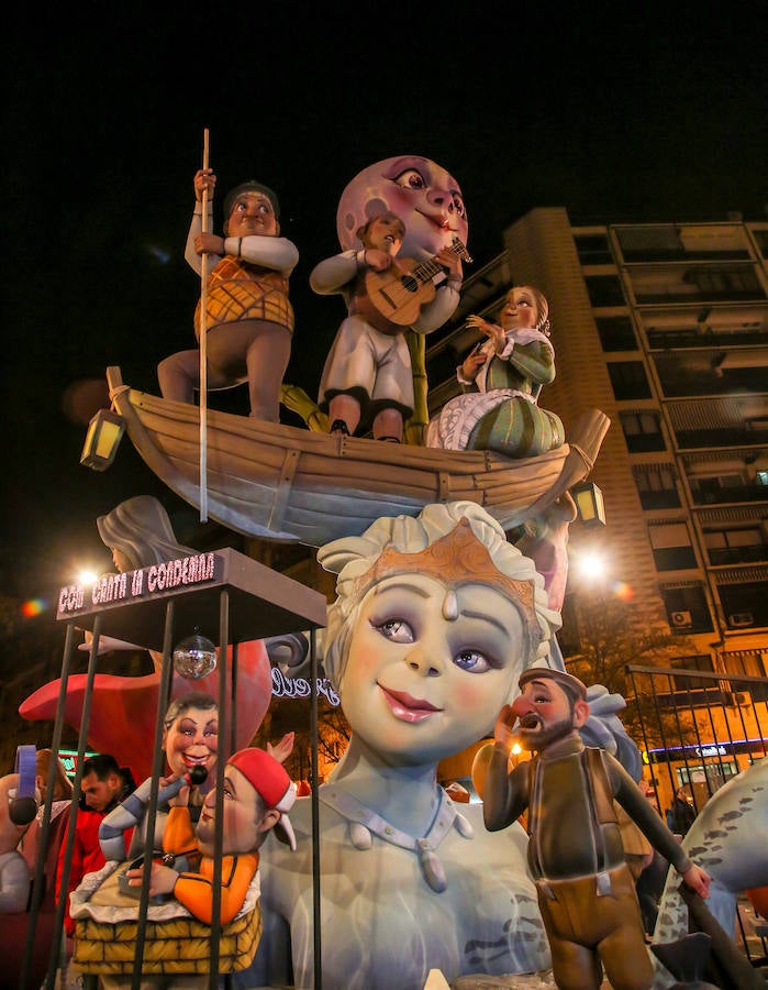 Falla Plaza Pintor Segrelles