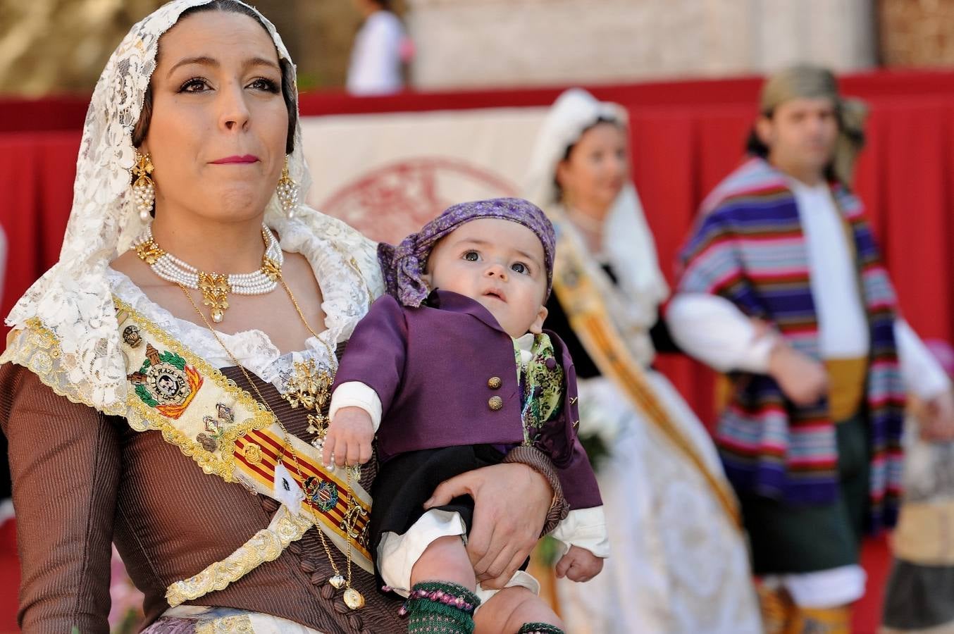 Fotos de la Ofrenda de las Fallas 2017 de hoy viernes (1)