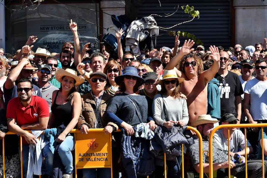 Fotos de la mascletà de hoy 18 de marzo