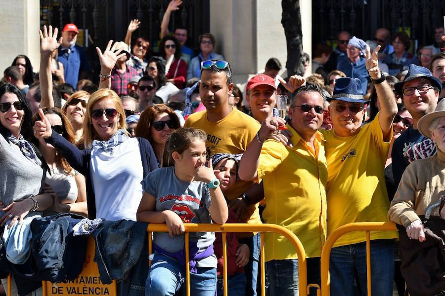 Fotos de la mascletà de hoy 19 de marzo