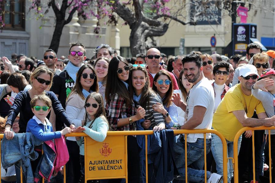 Búscate en la maslcetà del 26 de marzo en Valencia