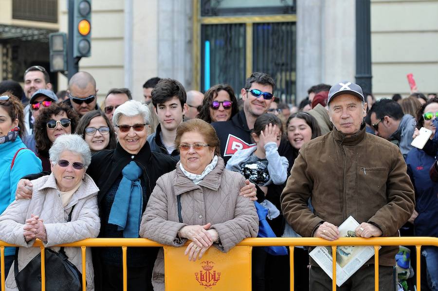 Búscate en la maslcetà del 26 de marzo en Valencia