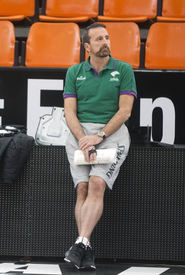 Fotos del entrenamiento previo al primer partido de la final de la Eurocup: Valencia Basket-Unicaja