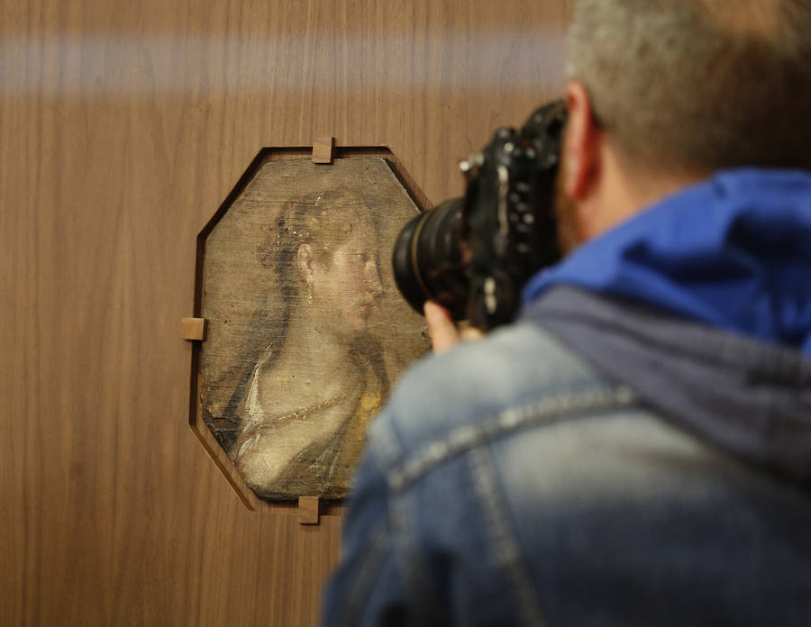 Fotos de la presentación de una pintura de Velázquez en el museo San Pío V