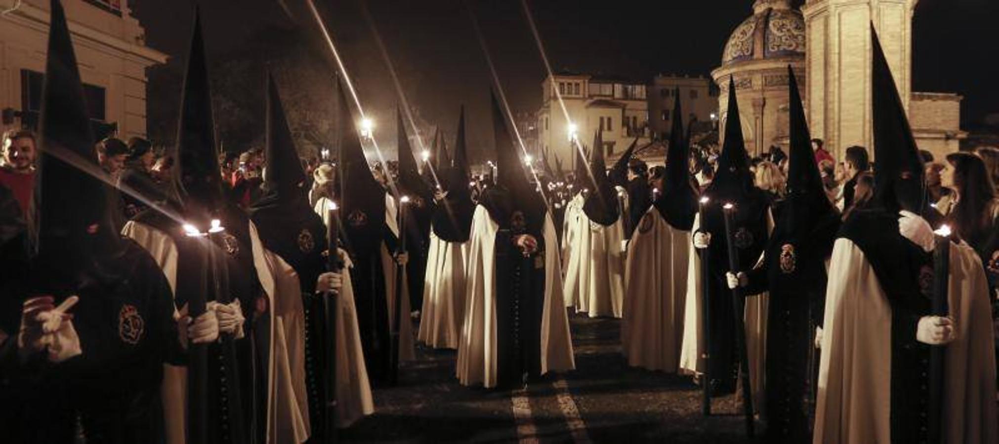 Fotos de la Madrugá de Sevilla en la Semana Santa de 2017