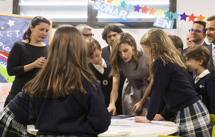 Fotos de Letizia Ortiz en el CEU-Cardenal Herrera