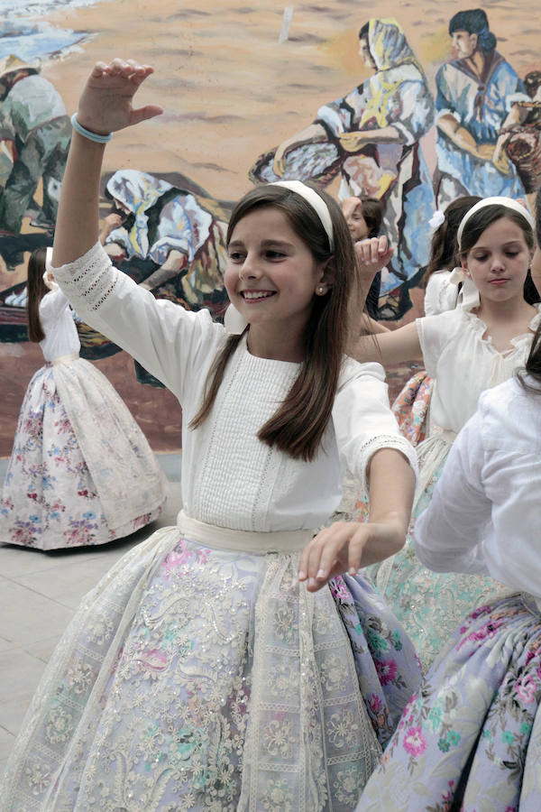 Fotos del ensayo de la dansà a la Virgen