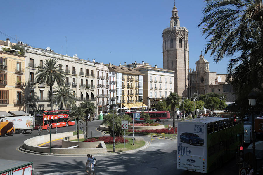 Fotos de la Plaza de la Reina