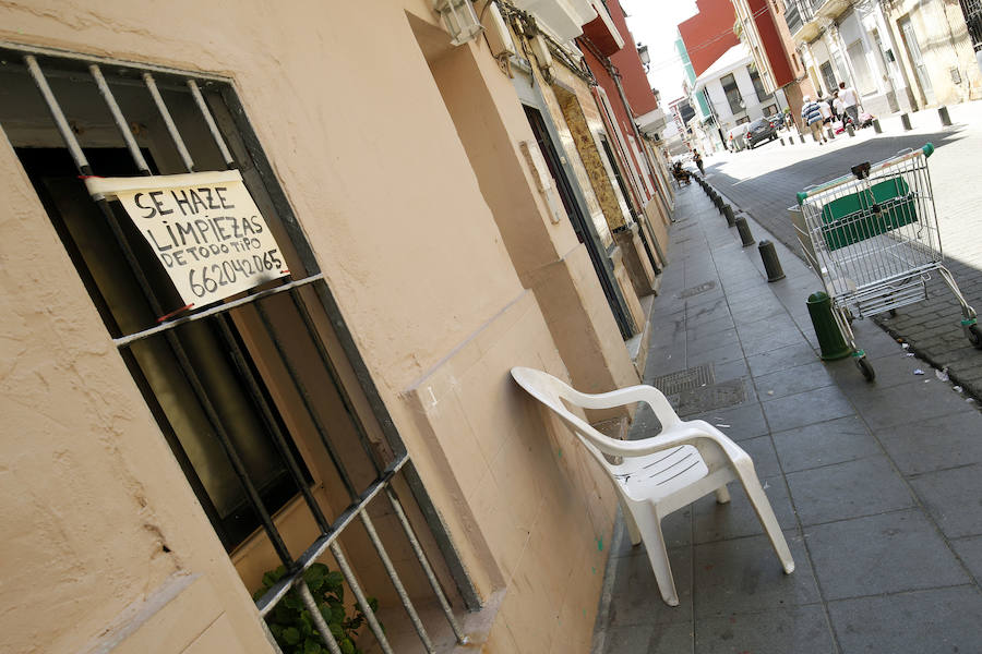 Fotos de chatarrerías ilegales en el Cabanyal de Valencia