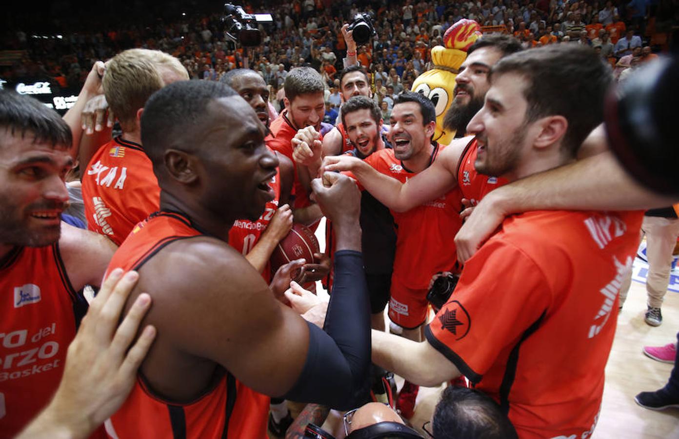Fotos del Valencia Basket - Baskonia