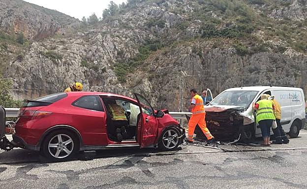Accidente producido en la carretera nacional 332, a la altura de Gata de Gorgos.