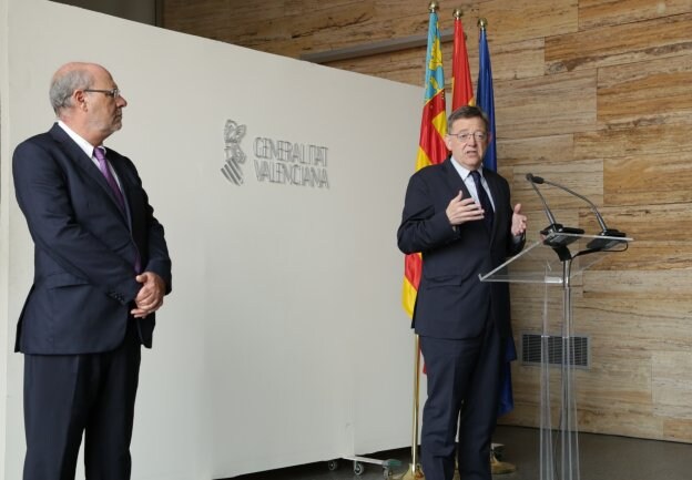 García Reche y Ximo Puig, en la presentación de la AVI en Alicante, el pasado lunes. 