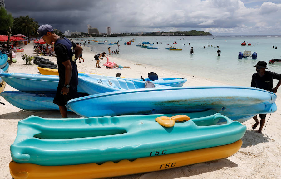 Fotos de la playa Tumon en la isla de Guam