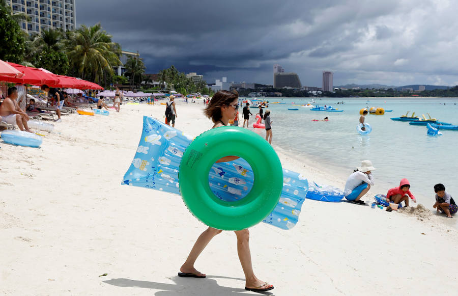 Fotos de la playa Tumon en la isla de Guam