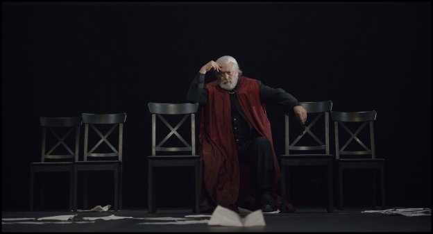El actor Mario Gas durante la representación de la obra de teatro 'Julio César'. 