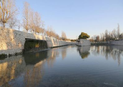 Imagen secundaria 1 - Detalle del Parque de Cabecera de Valencia.