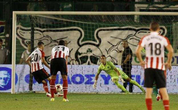 El Athletic remonta en Atenas ante un atrevido Panathinaikos